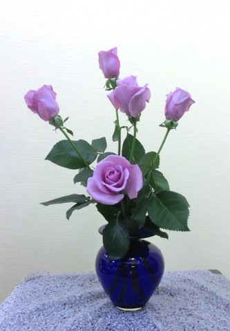 岩田ガラスシリーズ【49】宝石のように煌びやかな青色の花瓶02