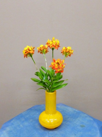 岩田ガラスシリーズ【81】幸せを呼ぶ黄色の花瓶とエビデンドラム01